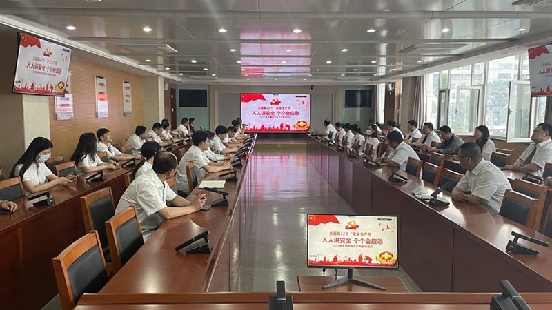 选择机电建造师培训课程时，首先要关注课程内容。优质课程通常包含以下特点：