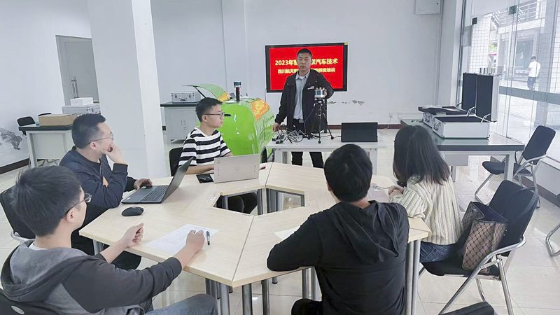 成人教育网上平台加盟代理：揭秘加盟背后的真相
